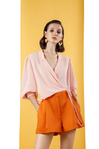 pink crepe georgette shirt with envelope closure and puffed sleeves